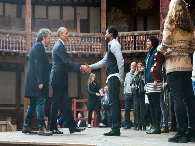 Obama visits Shakespeare’s Globe 