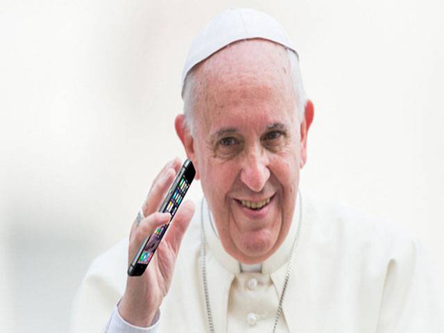 Pope tells teens happiness not an app 