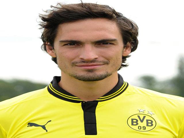 Bayern confirm negotiations with Hummels