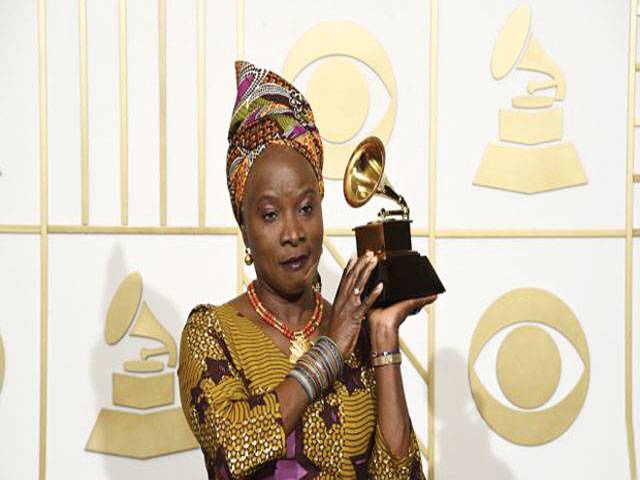 Musician Kidjo, African activists win human rights award