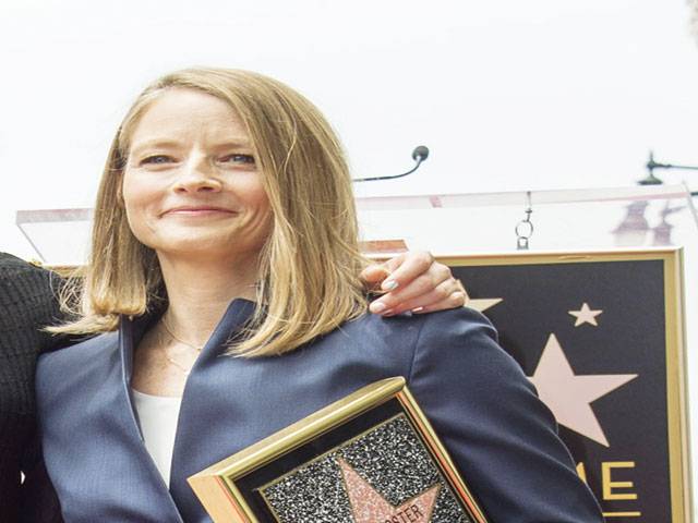 Jodie Foster gets star on Hollywood Walk of Fame