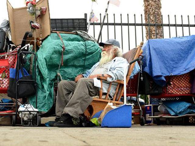 Number of homeless people increases in Los Angeles