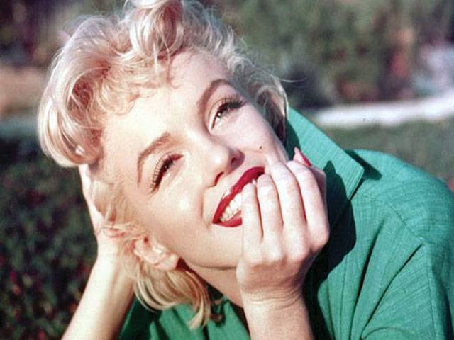 Trove of Marilyn’s personal belongings to go up for auction