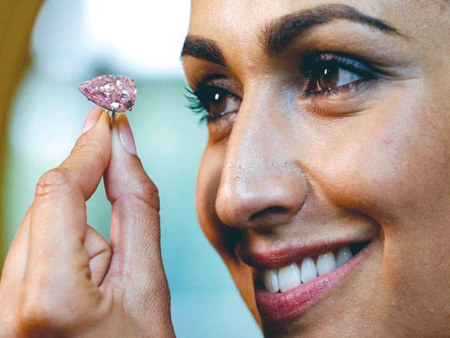 Pear-shaped pink diamond sells for $31.5m