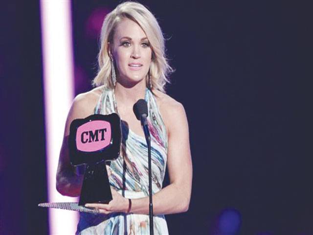 Carrie Underwood wins big at CMT Awards