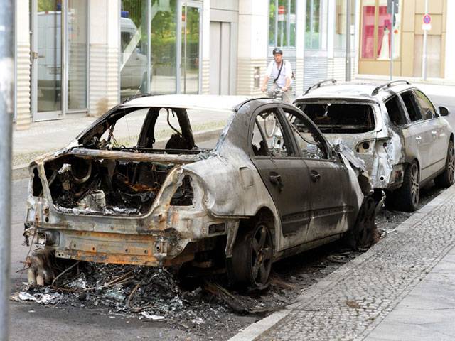 123 German police hurt in clashes with protesters