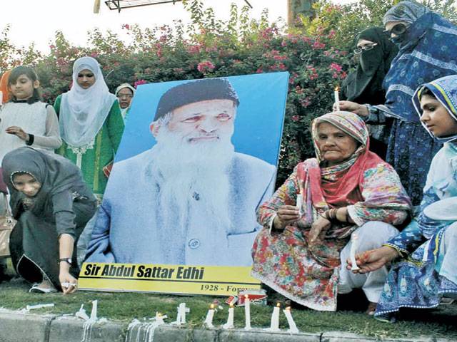 Glowing tributes paid to Edhi