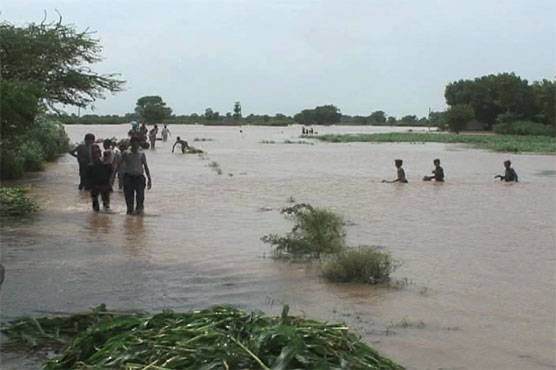 Water floods 60 Jhang villages