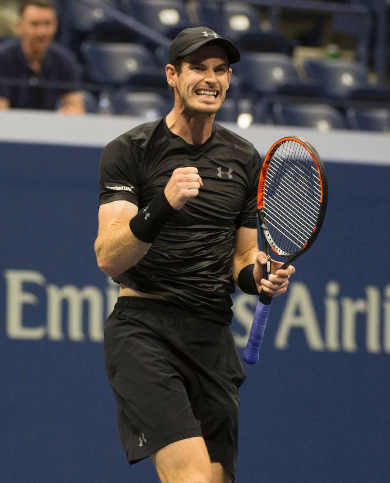 Murray, Serena ease into US Open second round