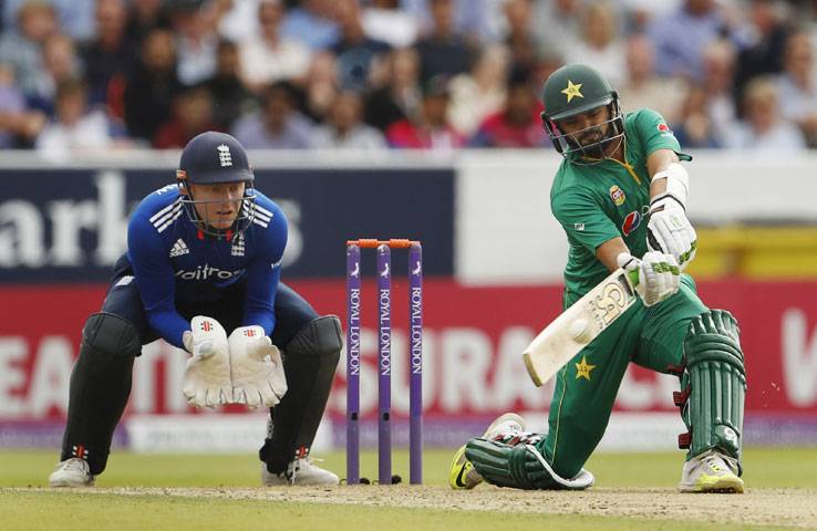 Spinners turn screw as Pakistan make 247 for 8