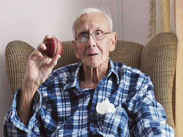 Oldest surviving former Test player dies aged 97