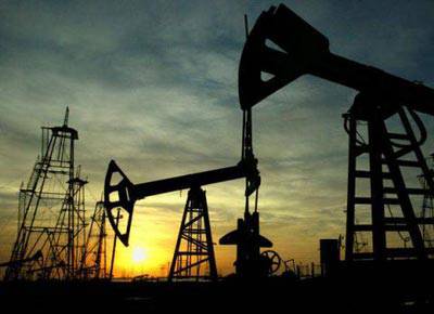Oil prices sharply lower in week as global output mounts