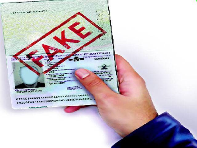 Three Afghans with fake travel documents nabbed