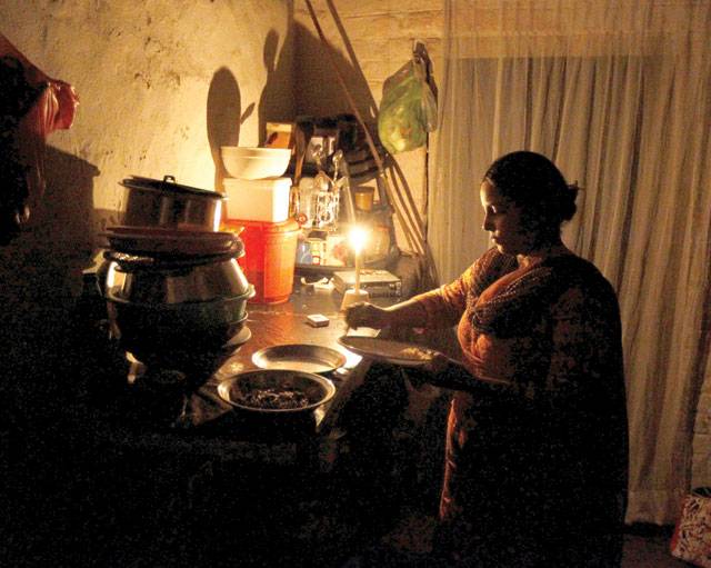 PM rushes to end power crisis ahead of 2018 polls