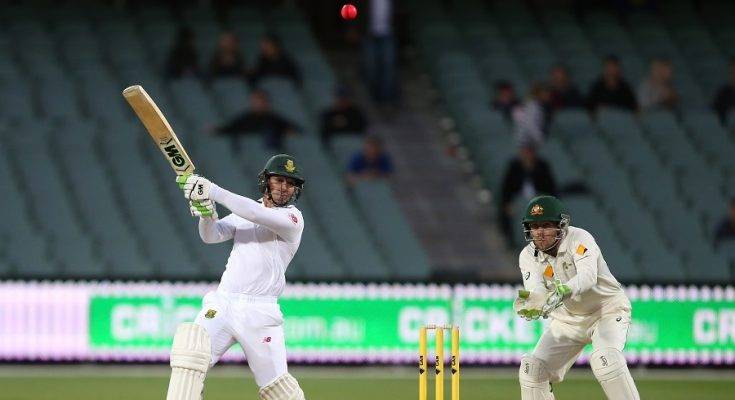 De Kock ton for South Africa in tour opener 