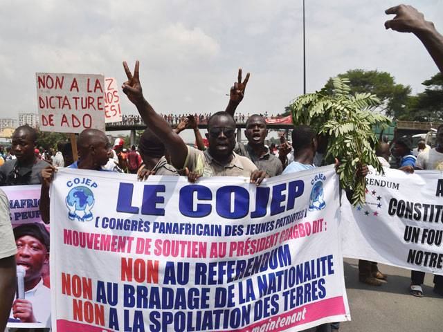 People protest against the new Ivory Coast's draft constitution in Abidjan