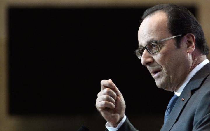 Hollande warns Trump over climate