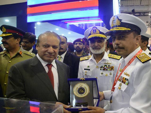 Nawaz visits Karachi shipyard