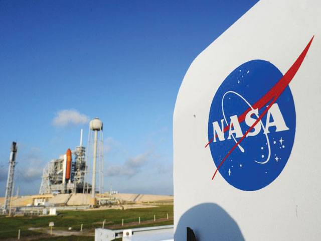 Nasa on the hunt for space poop geniuses