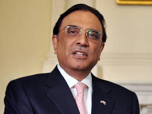 Zardari to return home after Dec 10