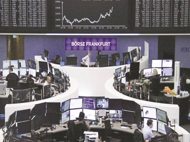 European stocks slide as political fears top agenda
