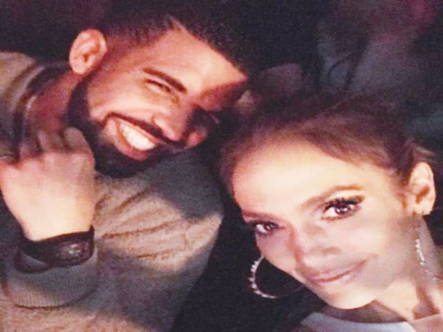Jennifer ‘officially dating’ Drake