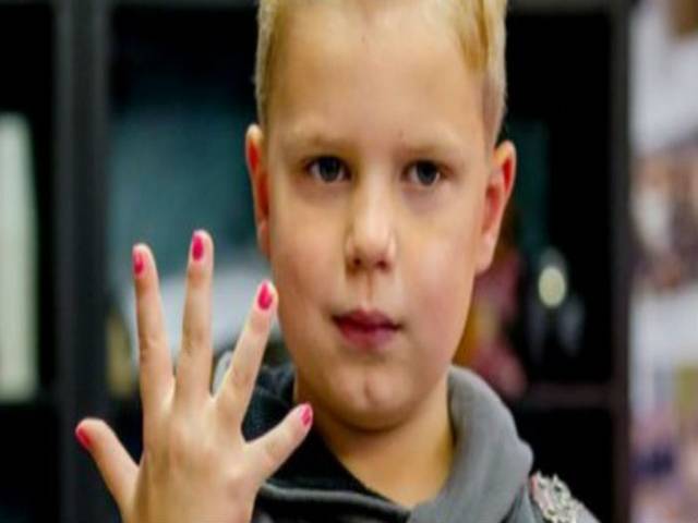 Sick Dutch boy's nail-varnish dare nets over 2.5m euros