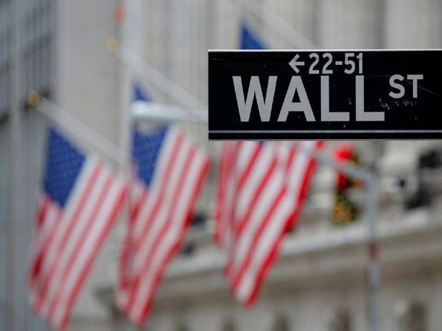 Wall Street lower as bank earnings awaited