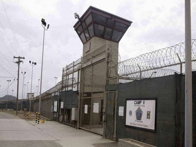 Oman receives 10 prisoners from Guantanamo