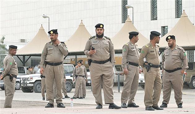 Militants blow themselves up in Saudi encounter