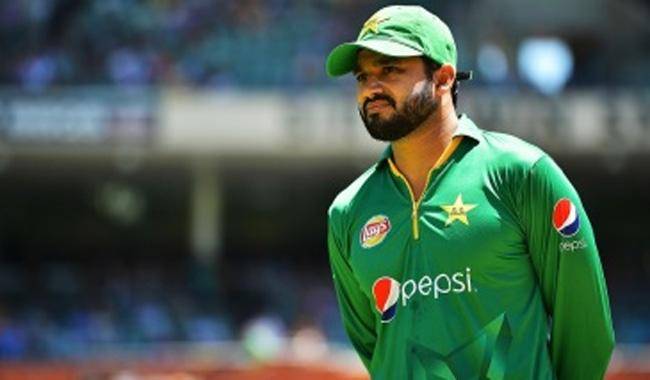 Azhar Ali suspended for slow over rate 