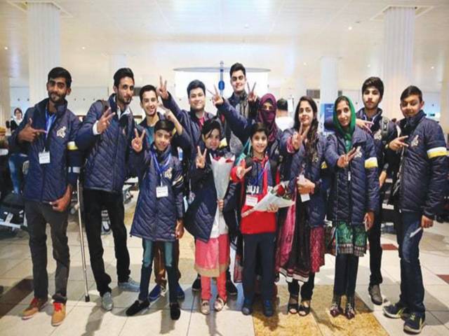 Children from Shaukat Khanum Hospital reach Dubai to support Zalmi