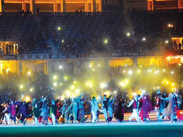 PSL 2 commences with colourful ceremony in Dubai