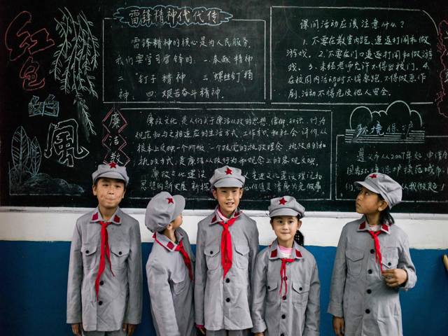 Children learn patriotic spirit at Red Army school