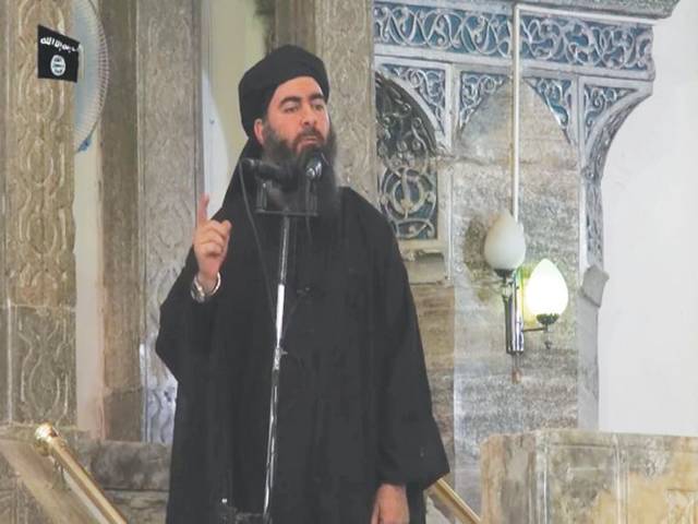 Iraq hits IS commanders, Baghdadi fate unclear