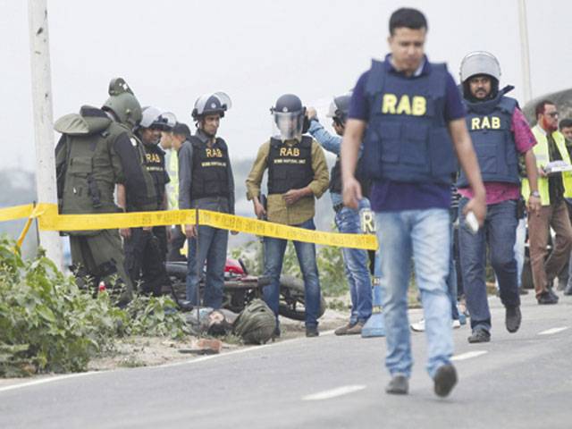 BD forces kill militant carrying explosives