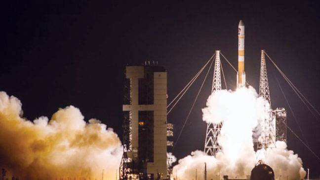 US military communications satellite launches