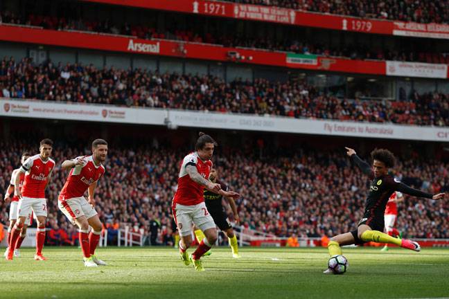 Arsenal held by City as Swansea, Boro stay in trouble