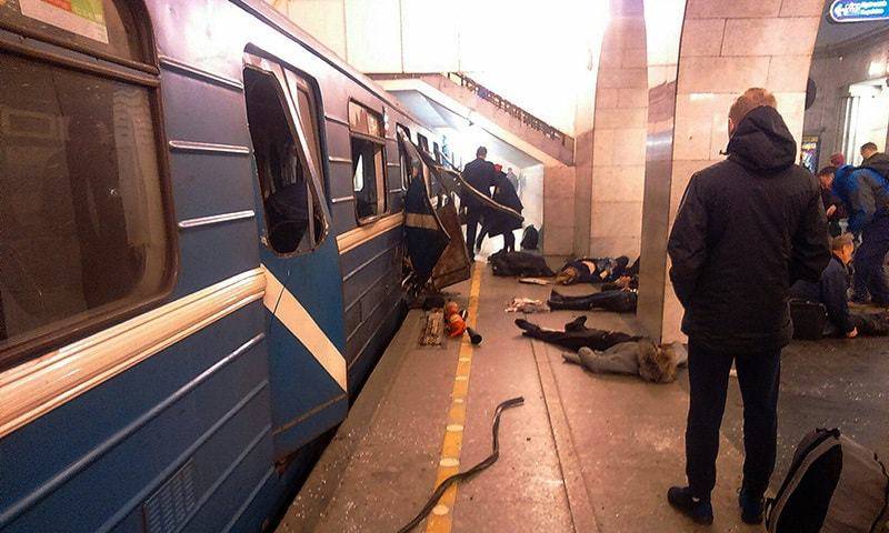 10 dead in Saint Petersburg metro blast