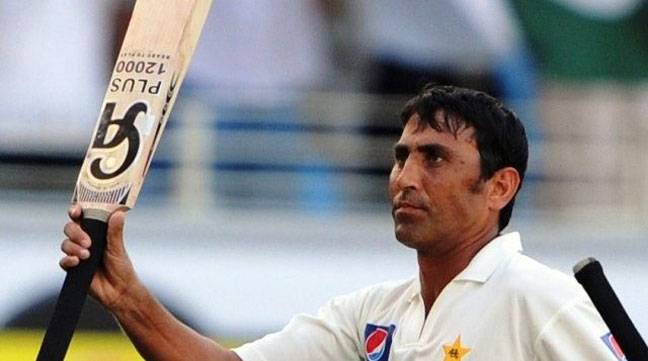 Younus may play on at Pakistan's request
