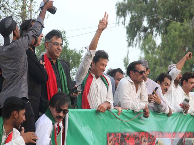 Rise up for rights, Imran to Karachiites