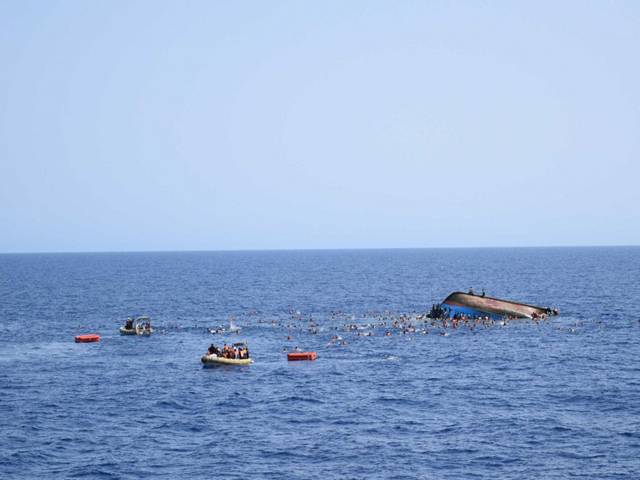 Italy rescues 480 migrants, recovers seven dead