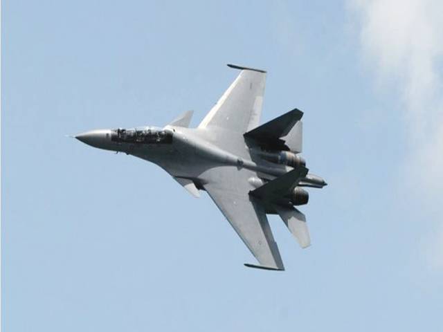 Two Chinese fighters intercept US plane in S Sea