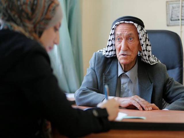 Palestinian grandfather, 81, sits high school exams