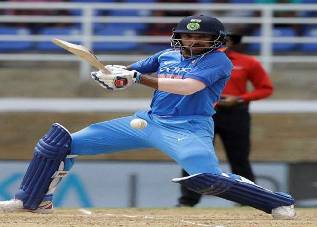 Dhawan excels before rain washes out India opener