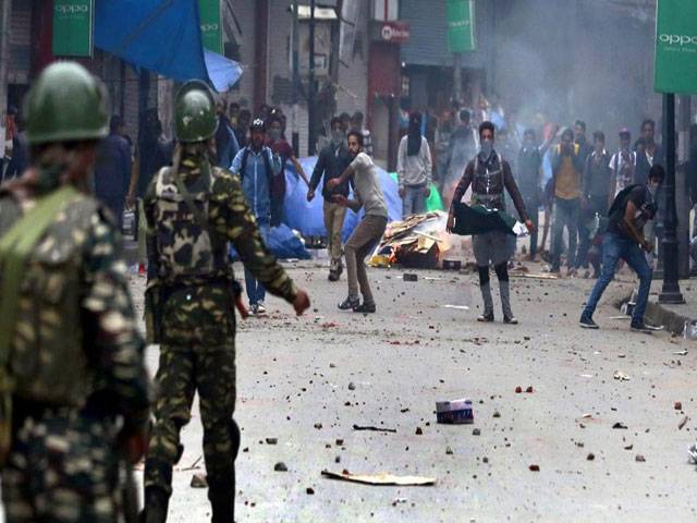 Videos of Indian army torturing Kashmiris go viral on social media