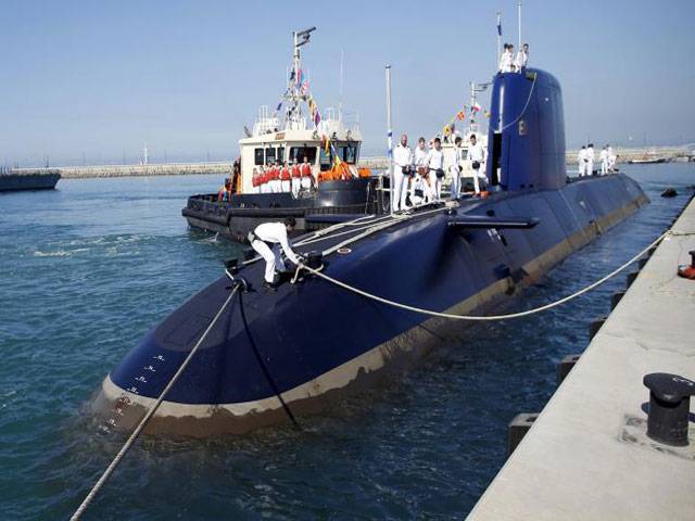 Police question six in Israel-Germany submarine deal