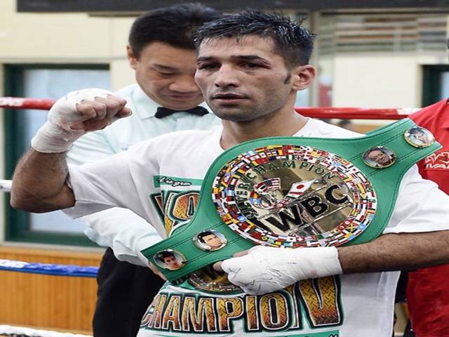 Waseem knocks out Panama boxer to retain top position