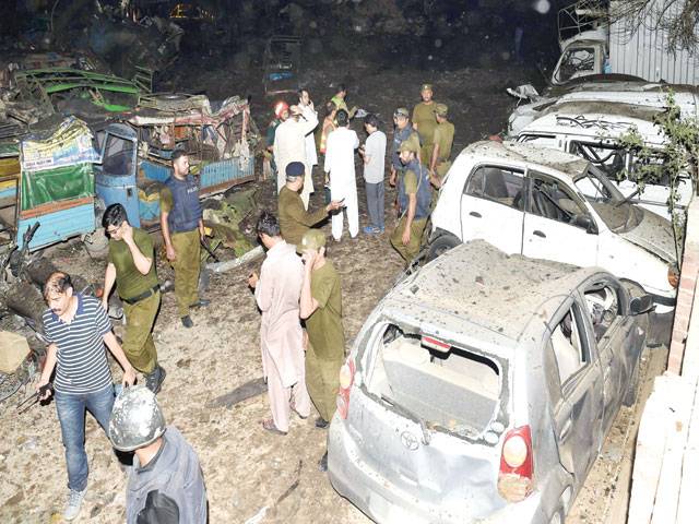 Truck blast terrifies Lahore