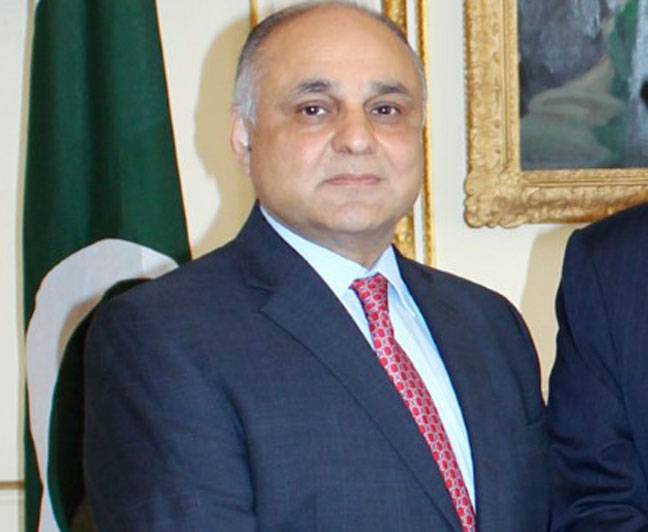 Pak HC interacts with businesses heads in Bradford, Leeds